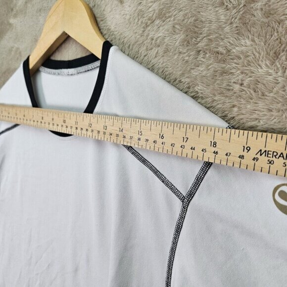 Lululemon Gym Workout Performance Athletic Men's T-Shirt White Short Sleeve Logo - Picture 5 of 10